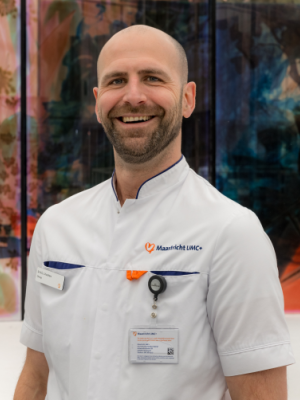 Dr. R. Visschers